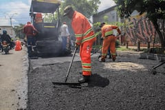 La intervención contempla tres capas de asfalto de dos pulgadas cada una, pensando que soporte el alto flujo vehicular y garantizar una vida útil de hasta 10 años sin mantenimiento.