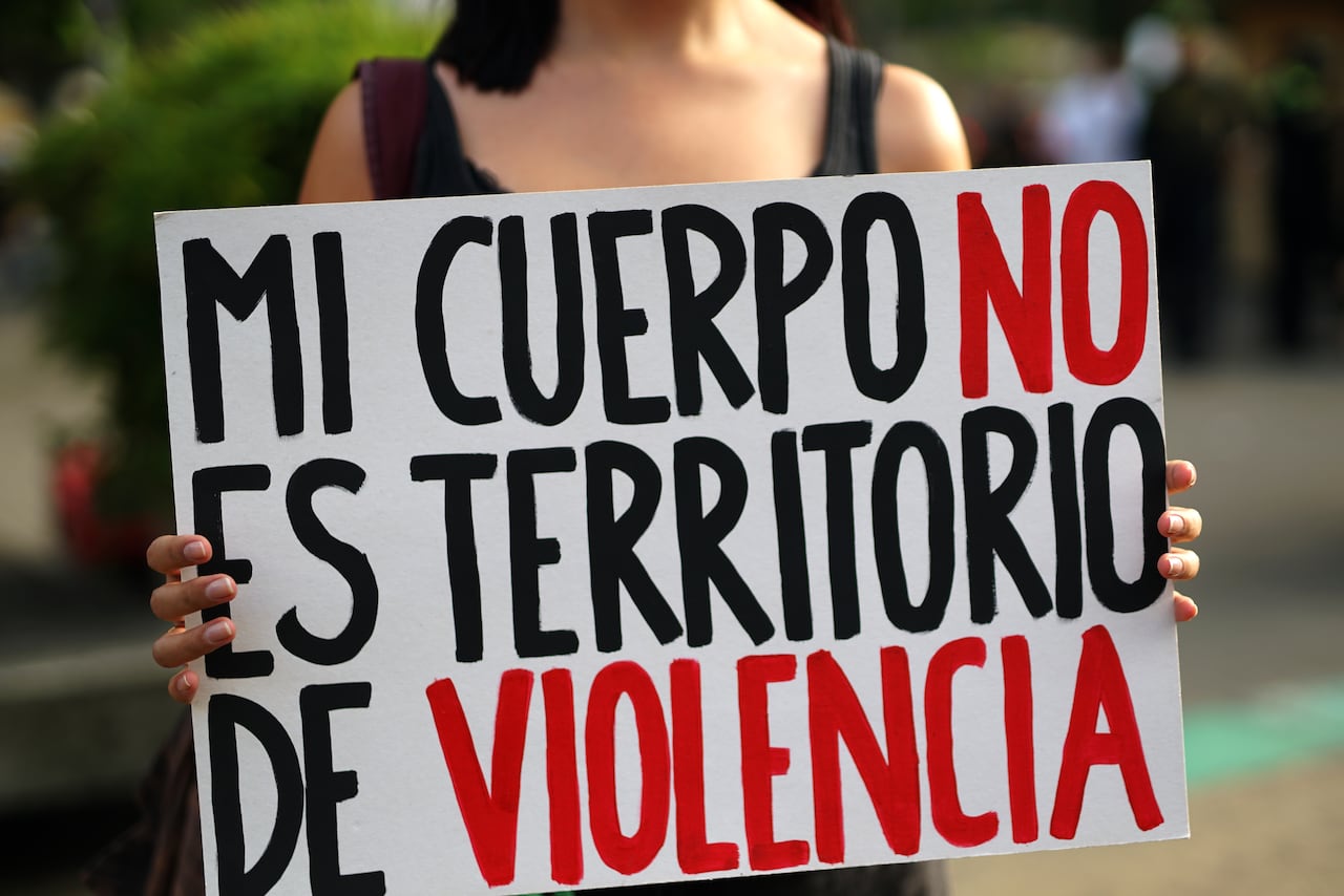 Cada 25 de noviembre se conmemora el Día Internacional de la Eliminación de la Violencia contra la Mujer. En Cali se realiazó una jornada para visibilizar la magnitud de la violencia contra mujeres y niñas a nivel global, aunque se presentó poca asistencia de gente.