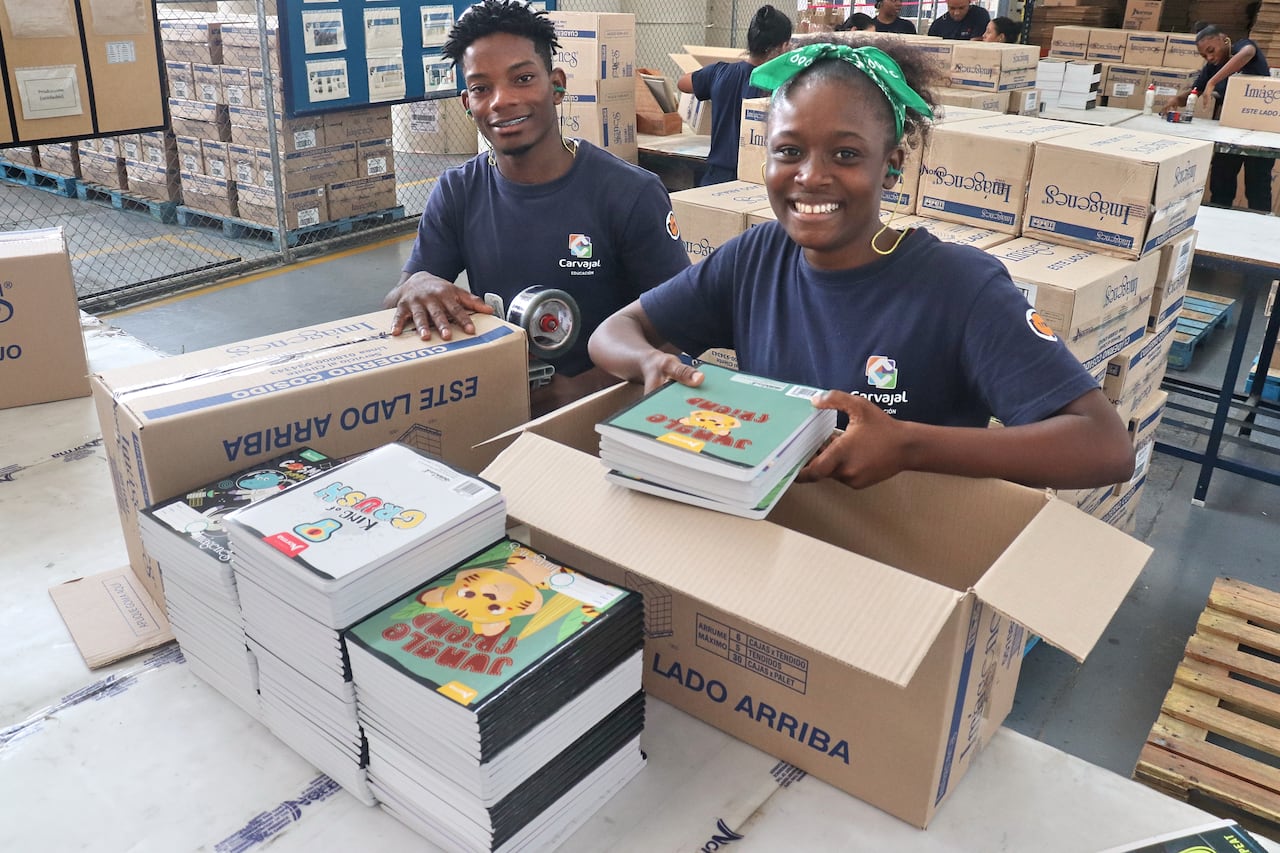 Especial Cali sis se puede, Carvajal Educación jóvenes que han sido apoyados por Carvajal