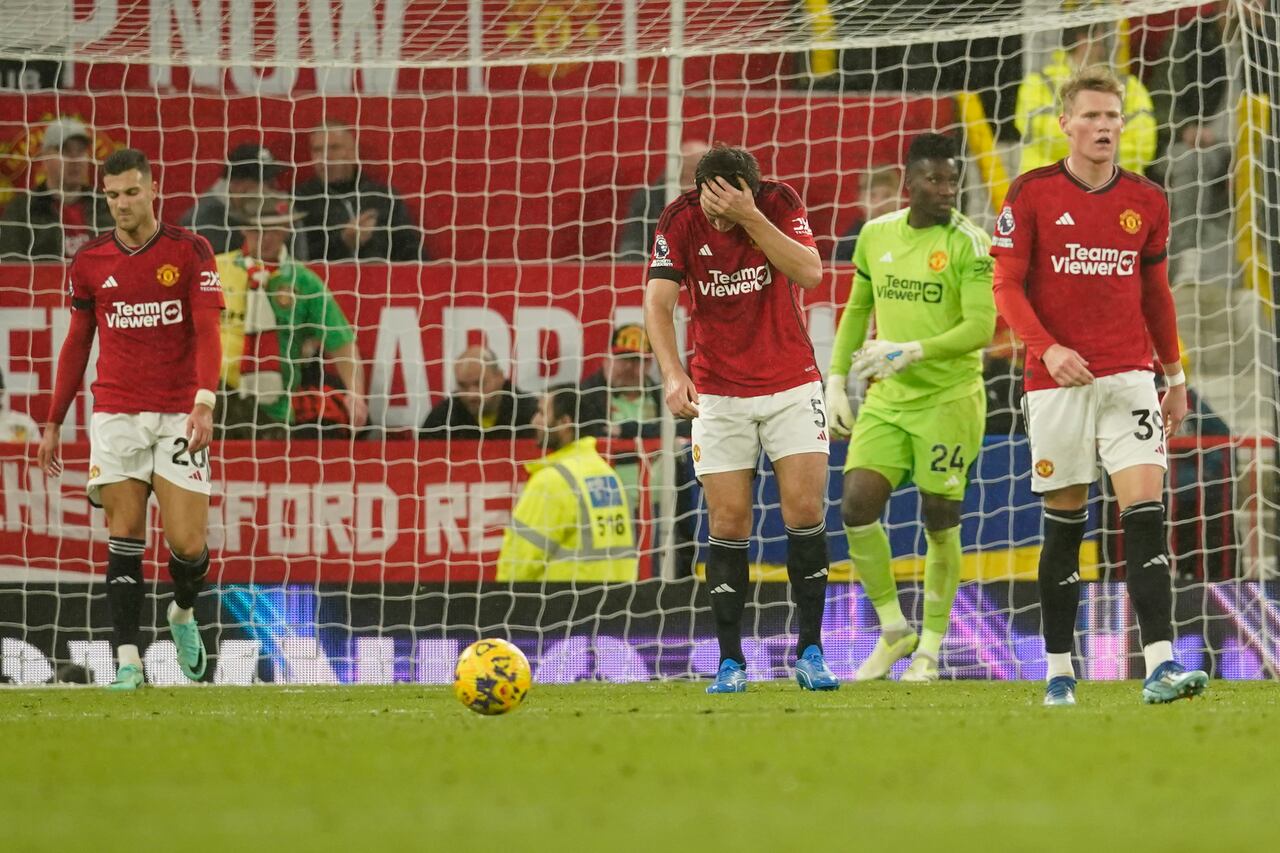 El Manchester United sufrió una dolorosa derrota ante su rival de patio, el Manchester City.