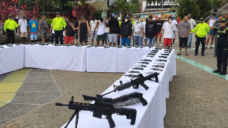 Policía captura a 47 personas por homicidio en Cali