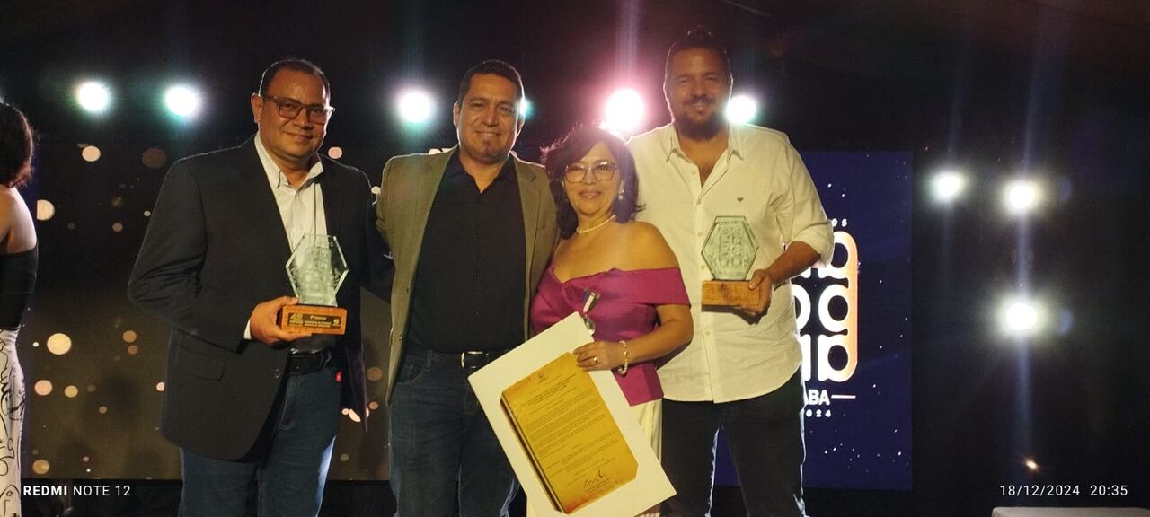 Hugo Mario Cárdenas, Raúl Palacios y Santiago Cruz, periodistas de El País, ganan premio Alfonso Bonilla Aragón