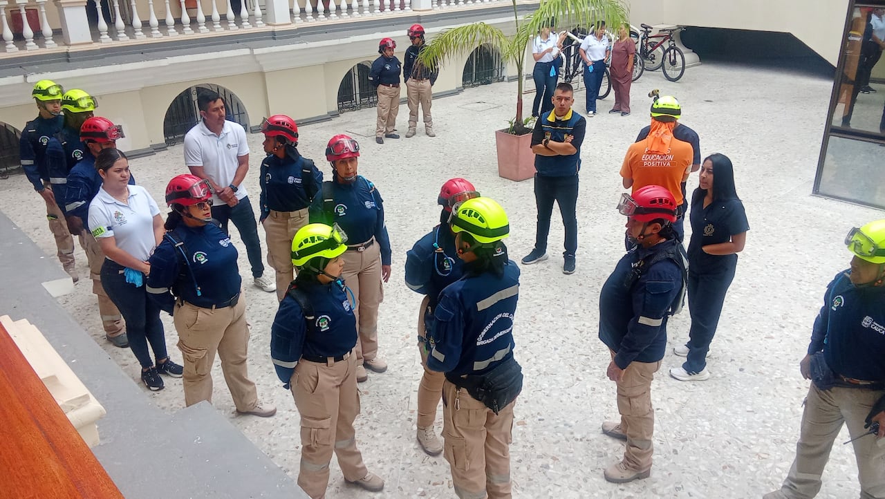 Personal capacitado de la administración departamental puso a prueba sus conocimientos en primeros auxilios, búsqueda y rescate, y atención de situaciones que puedan poner en riesgo la vida.
