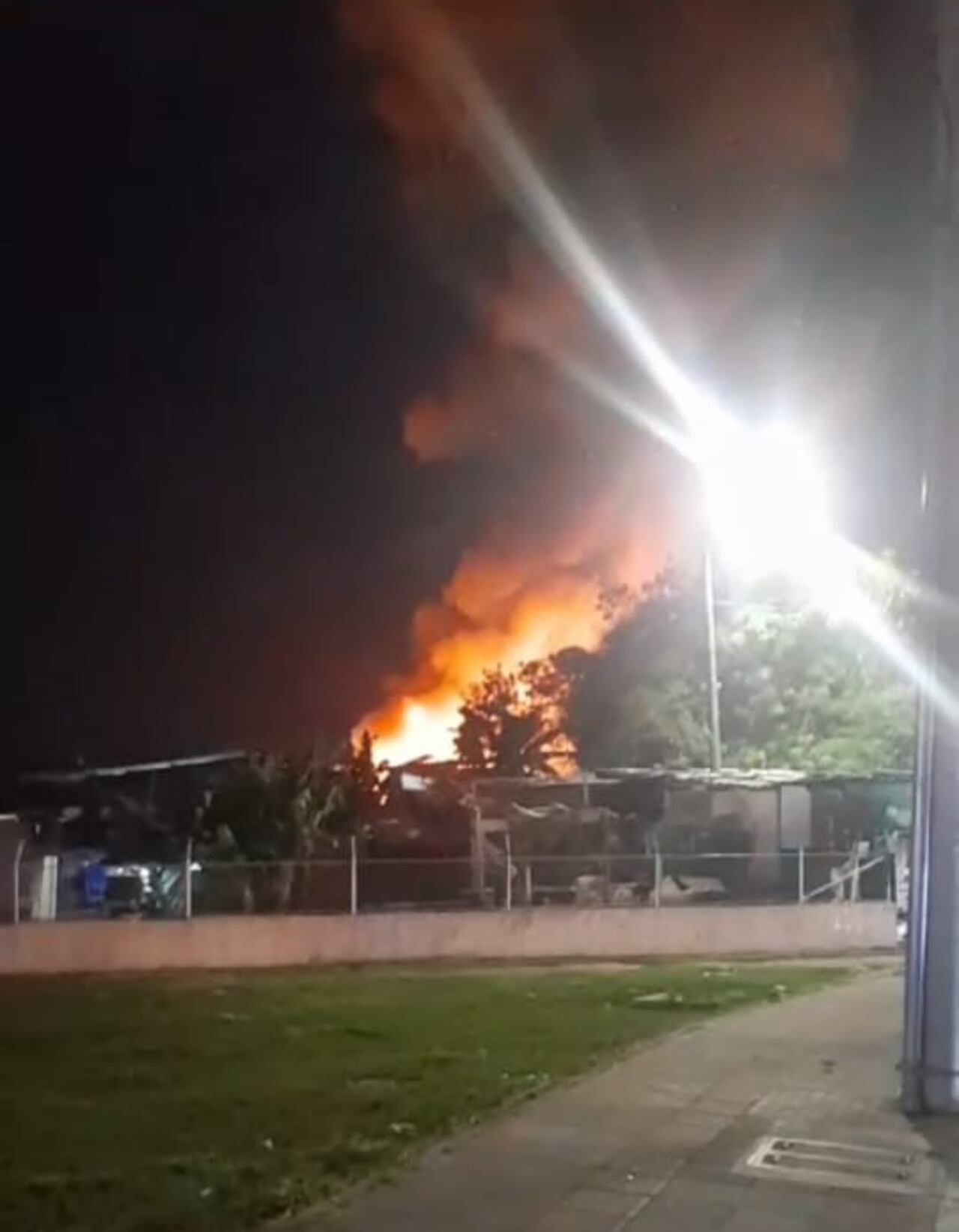 Incendio barrio Invasión Mojica