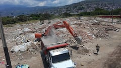 Este es el panorama en la escombrera habilitada frente a Cosmocentro. Estará allí durante la emergencia.