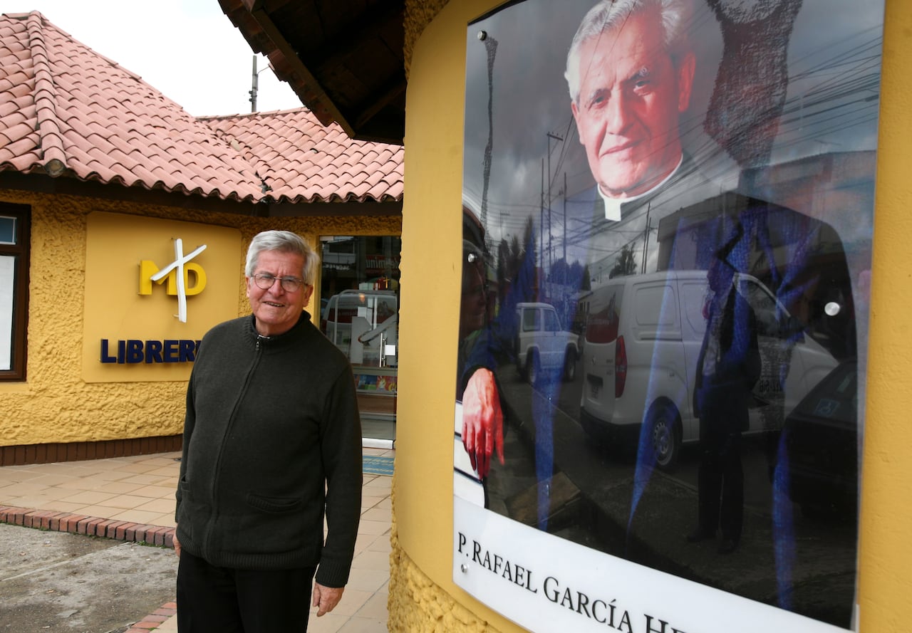 DIEGO JARAMILLO. PADRE ORGANIZACION MINUTO DE DIOS
BOGOTA JULIO 13 DE 2009
FOTO ALEJANDRO ACOSTA-REVISTA DINERO
