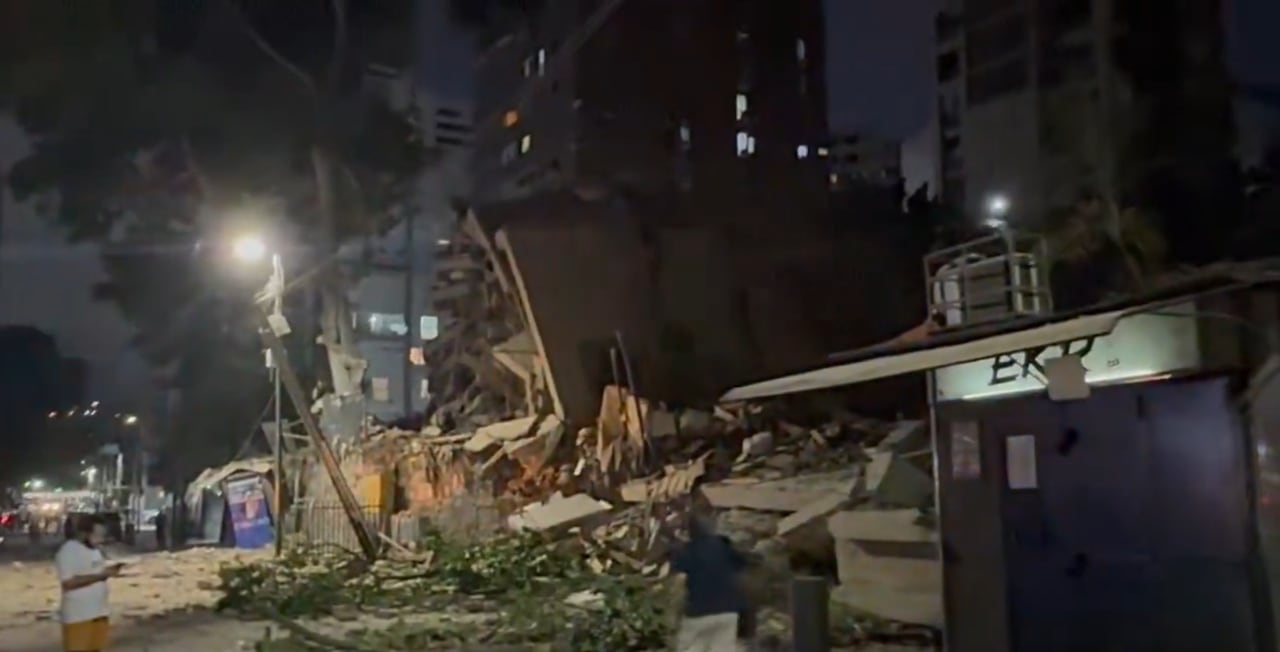 Continúan los rescates tras edificios colapsados tras terremoto de magnitud 7,2 y un segundo de 7,5 en Venezuela. reportan daños, personas heridas y más de 20 réplicas del sismo.