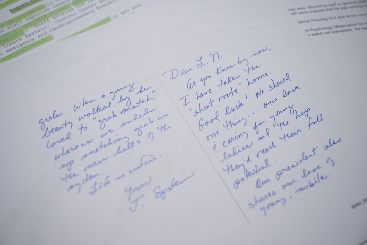 Antes de morir, Epstein envió carta a Larry Nassar con referencias al presidente Trump