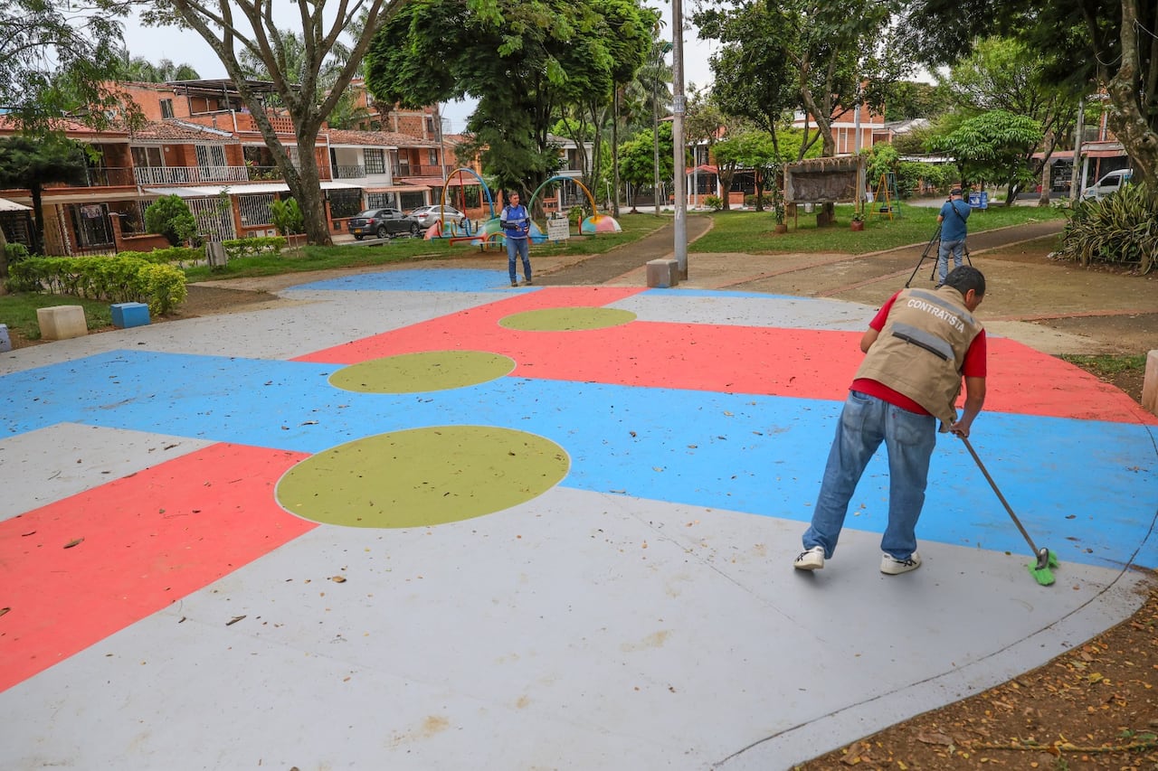 Con una inversión de 112 millones de pesos, la Secretaría del Deporte y la Recreación Distrital recuperó el parque de Ciudad Real (Comuna 17), tras casi cuatro meses de intervención.