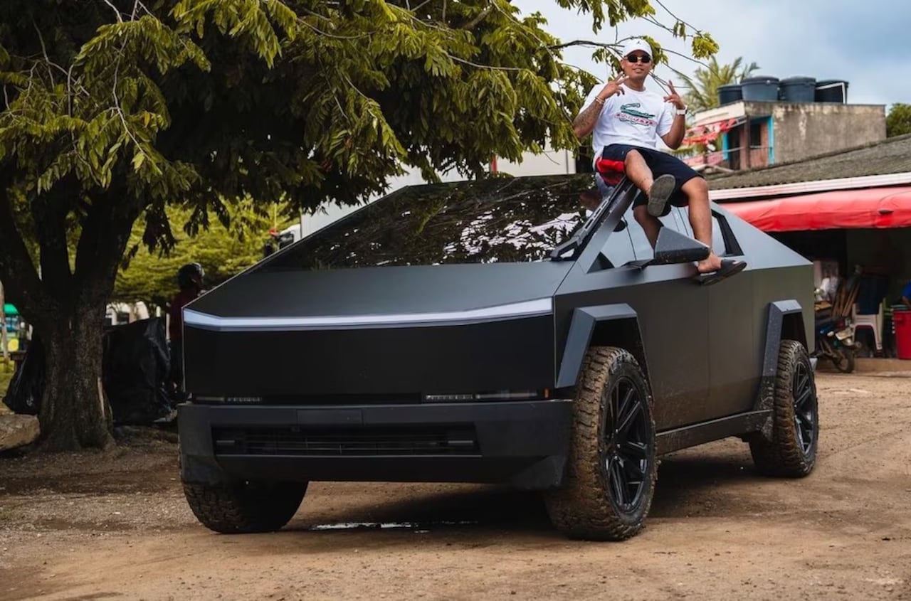 El influencer se hizo conocido por rifas de carros, motos y premios de alto valor en redes sociales.