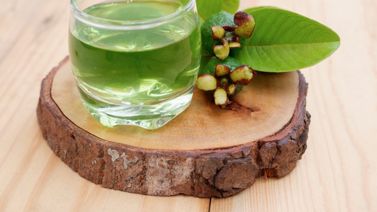 Beneficios del té de hojas de guayaba.