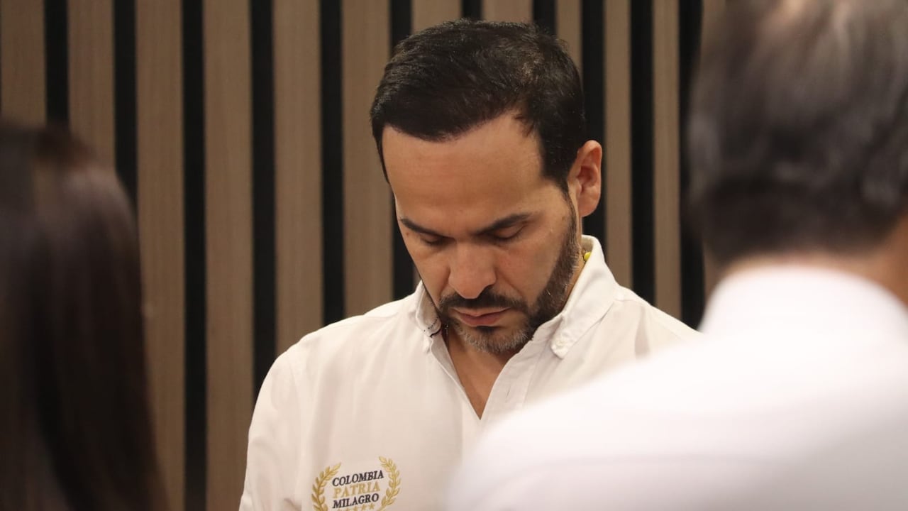Abelardo de la Espriella, presidente de la República, durante su visita a Cali.