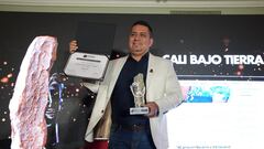 Hugo Mario Cárdenas ganó en la categoría Responsabilidad Social con Cali bajo tierra.