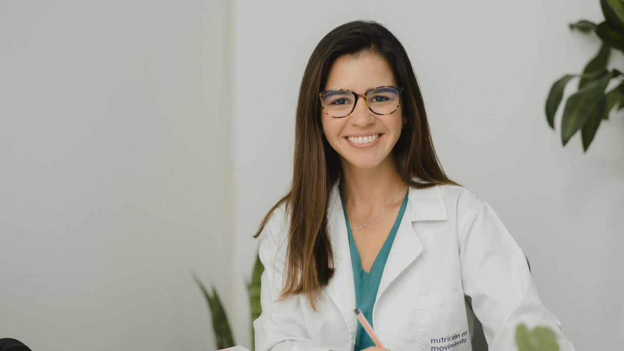 Lina Valencia, nutricionista y mamá caleña, quien realizó una investigación que dio como resultado el libro Jugando a Comer.