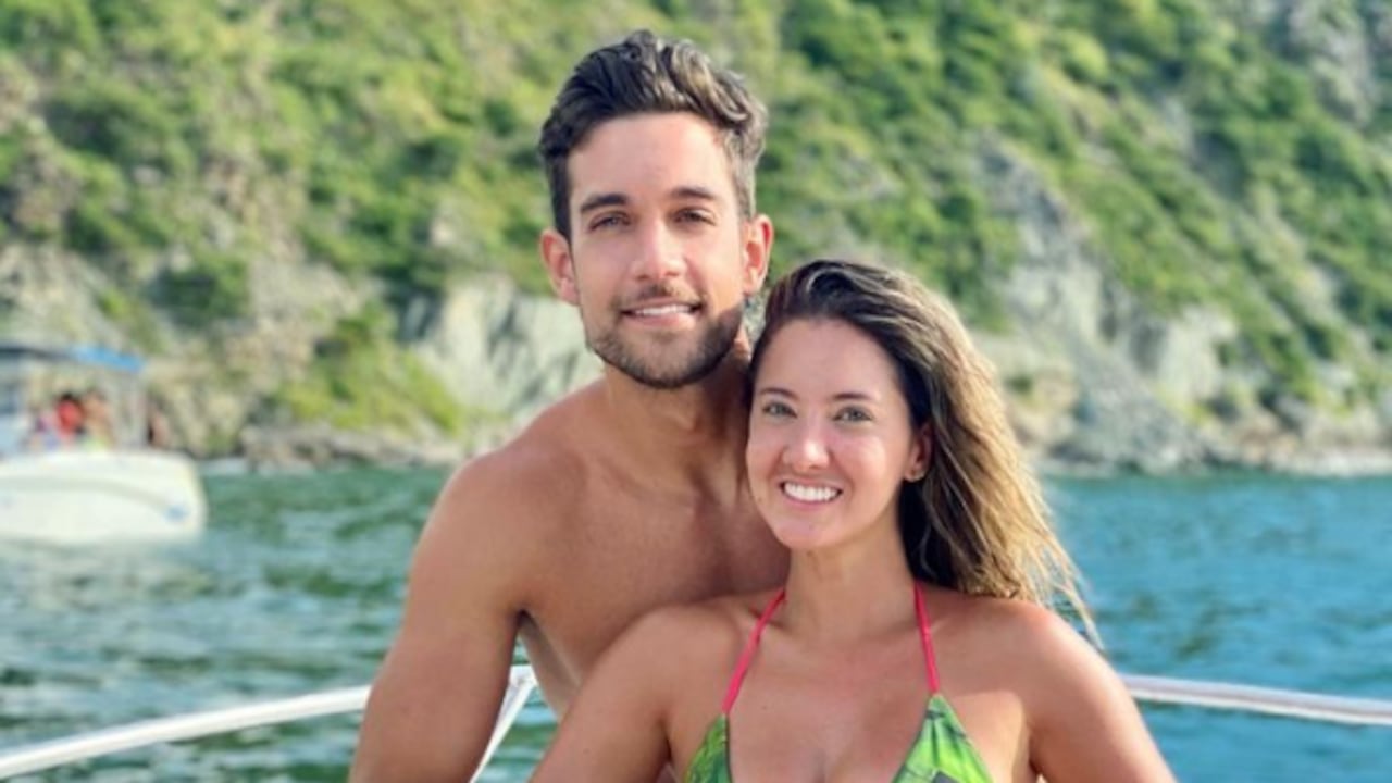 Exnovio de Daniela Álvarez ya está estrenando nuevo amor y es la hermana de famosa exreina
