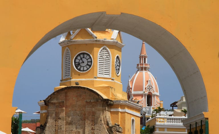 Las festividades continúan este jueves 13 de noviembre con el Bando de Independencia, el tradicional desfile en el que comparsas, lanceros, reinas y agrupaciones folclóricas recorren las calles.