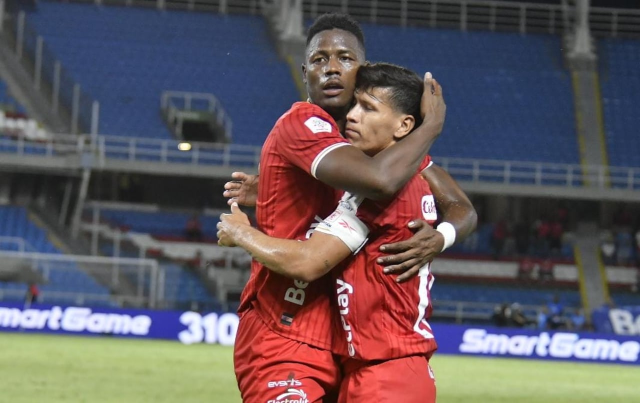 América celebra el triunfo ante el Pereira