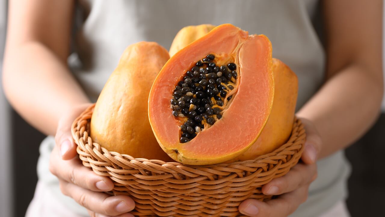 El consumo de papaya trae grandes beneficios para el cuerpo, pero su exceso puede ser perjudicial.