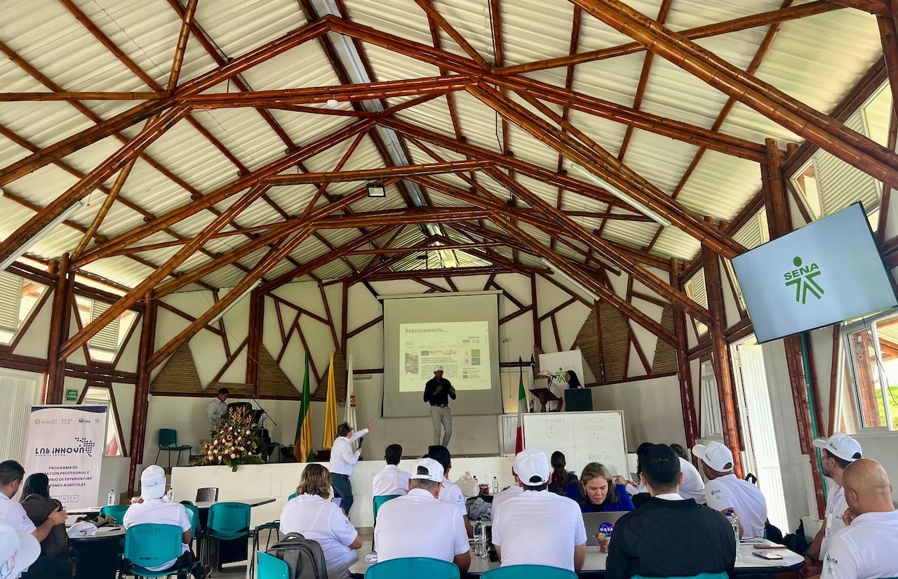 Representantes de empresas agroindustriales de Cauca y la Región Central participan en el laboratorio de innovación que los prepara para una posible misión de estudio a Italia en noviembre de 2026, coincidiendo con la feria internacional EIMA en Bolonia.