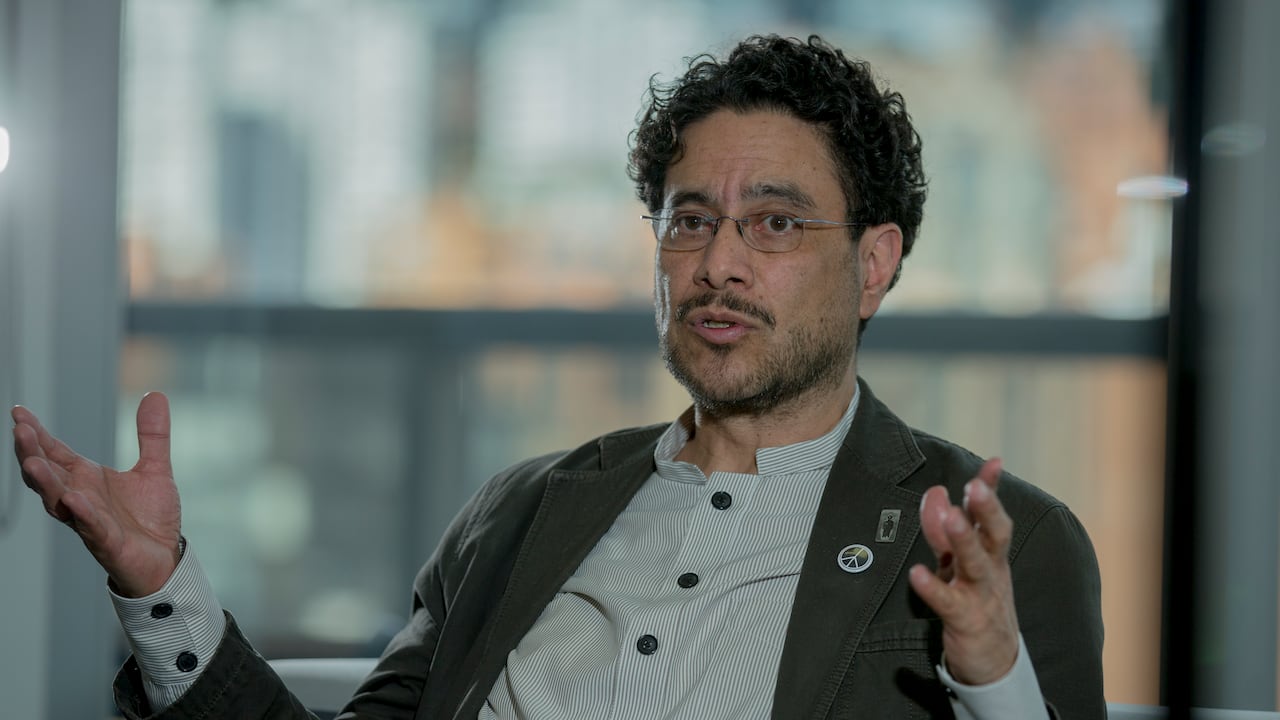 Ivan Cepeda
Politico