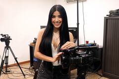 Jenny López cantante de música popular