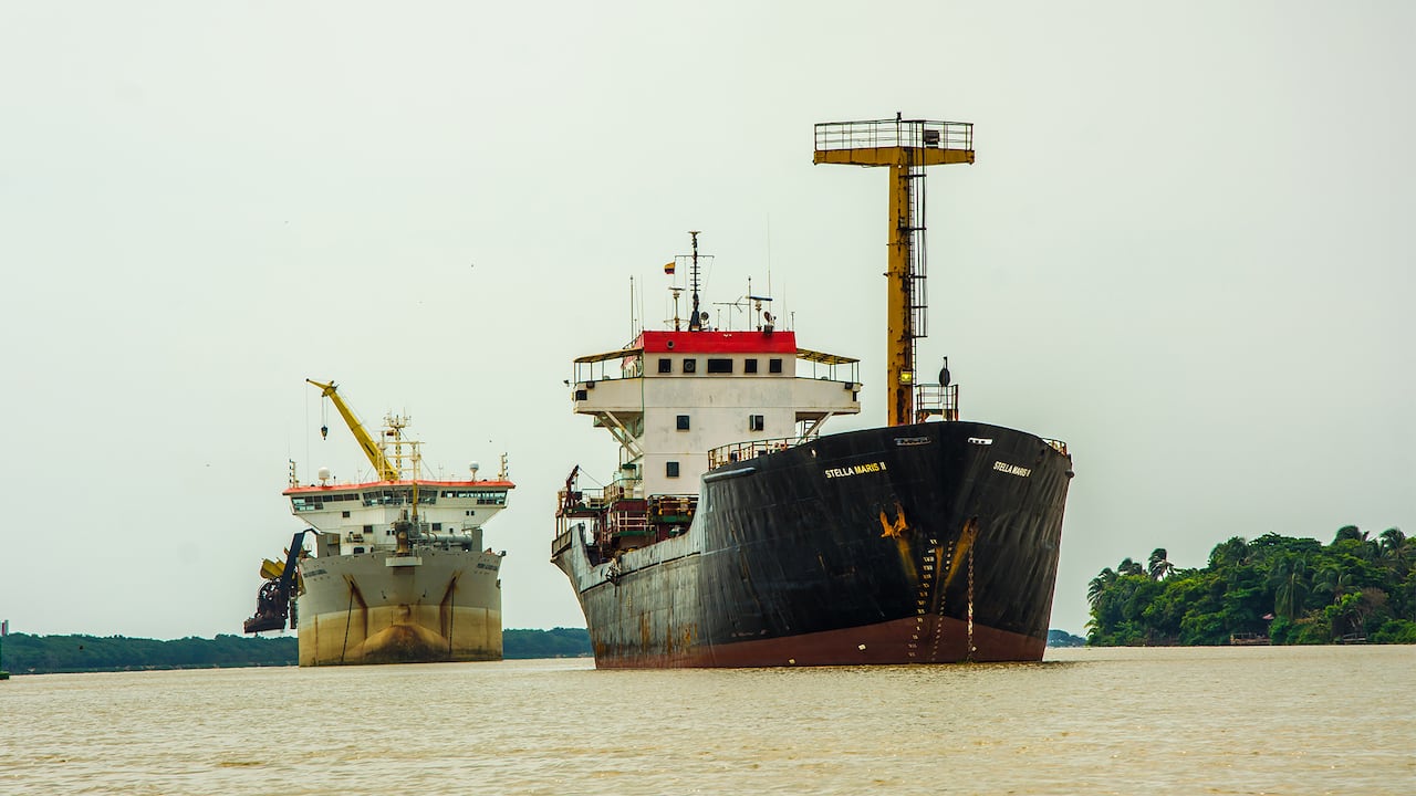 El río Magdalena moviliza cerca de 3 millones de toneladas al año, principalmente hidrocarburos.