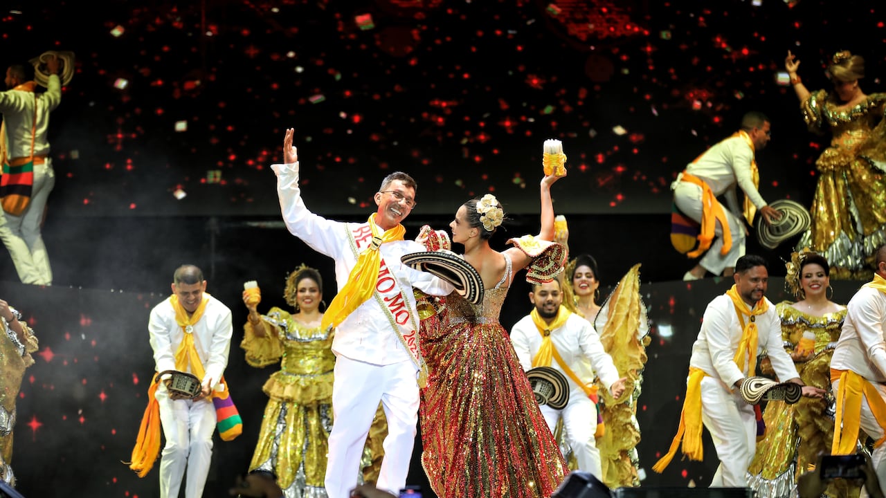 REY MOMO Y REINA DEL CARNAVAL 2023
Natalia De Castro González
SEBASTIÁN GUZMÁN GALLEGO
FOTO: ESTEBAN VEGA LA-ROTTA
CARANAVAL DE BARRANQUILLA 2023