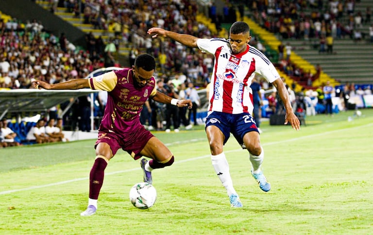 Deportes Tolima vs Junior
Gran Final de la Liga BetPlay II - 2025
Final vuelta
Estadío Manuel Murillo Toro de Ibagué
Reportero: Jorge A Cuéllar/Colprensa