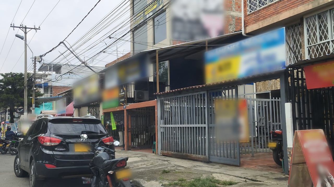 De acuerdo con las denuncias que ha conocido la Superintendencia de Transporte, algunos de los centros de atención que operan en la parte posterior de la Secretaría de Movilidad de Cali estarían omitiendo trámites y procesos para hacer descuentos que son ilegales.