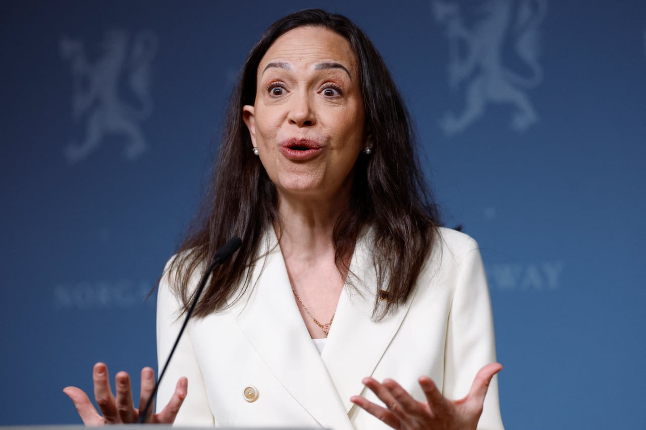 Machado llegó a la capital noruega horas después de que su hija recogiera en su nombre el premio.