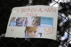 El pasado 30 de marzo, en un plantón para la defensa de la niñez se vieron varias pancartas en las que se pedía encontrar a Sara Sofía.