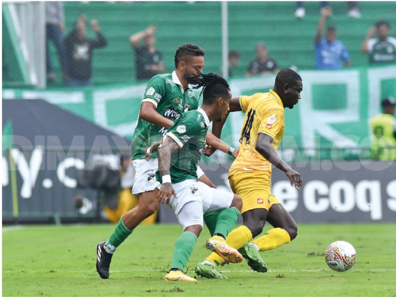 Bucaramanga se llevó un punto del estadio del Deportivo Cali. Foto: Dimayor.