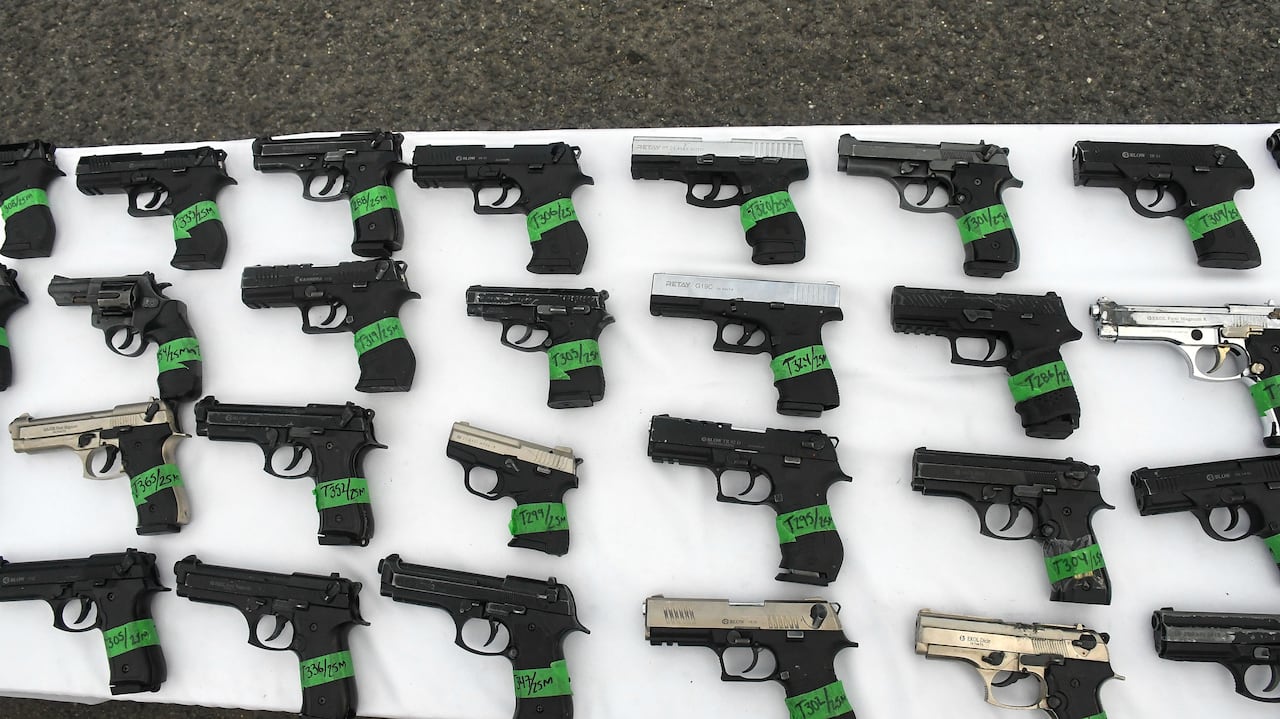 Cali: Armas decomisadas en operativos realizados en los primeros meses del año en Cali.