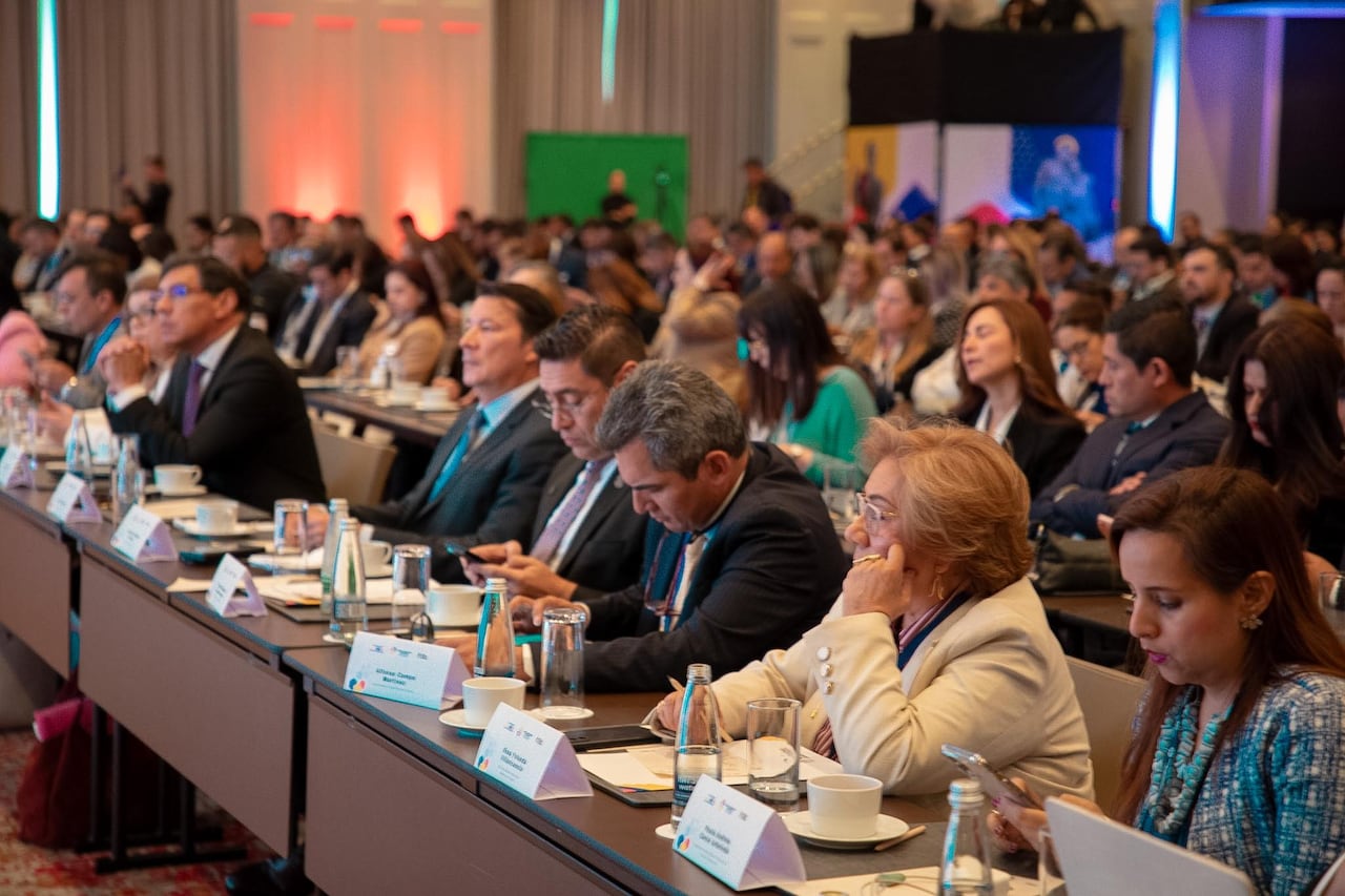 La misión reúne representantes de organismos como la Unión Europea, la OEA, IDEA Internacional, Transparencia Electoral, el Centro Carter y autoridades electorales de distintos países de América y Europa.