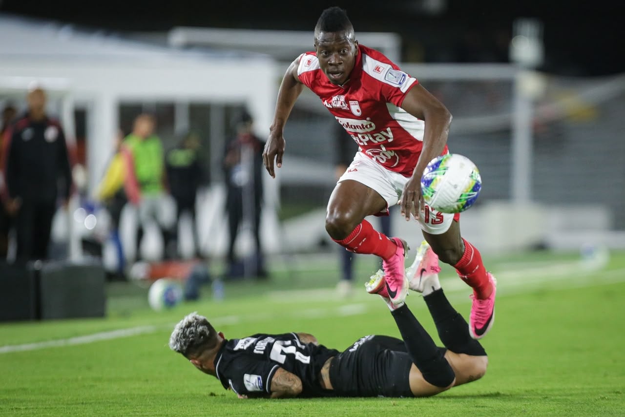 Momento del partido entre Independiente Santa Fe y América de Cali por la fecha 6 del segundo semestre de la Liga Colombiana 2026.