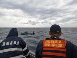 nidades de la Estación de Guardacostas de Coveñas rescató a dos personas que estaban a la deriva cerca del Golfo de Morrosquillo. /Imagen de Refencia.