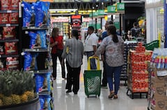 Cali: Precios de alimentos siguen altos en Cali, amas de casa perciben que el costo de la canasta familiar no baja, la inflación baja pero lento. Foto José L Guzmán. El País