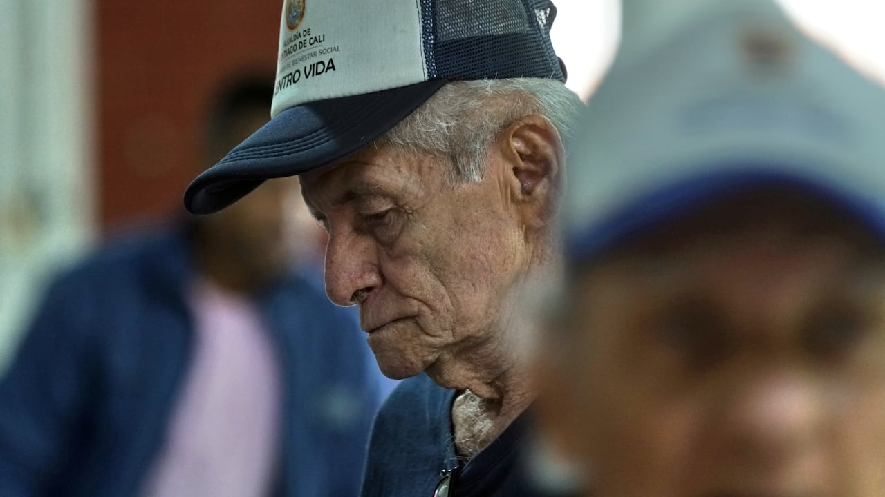 Centro Vida es un programa para el bienestar del adulto mayor, que impacta de manera positiva en sus vidas, mejorando a nivel físico, mental, emocional y espiritual, posible a través de los programas creados por la Alcaldía de Santiago de Cali y la Secretaría de Bienestar Social, operado por la E.S.E. San Miguel. Foto Jorge Orozco