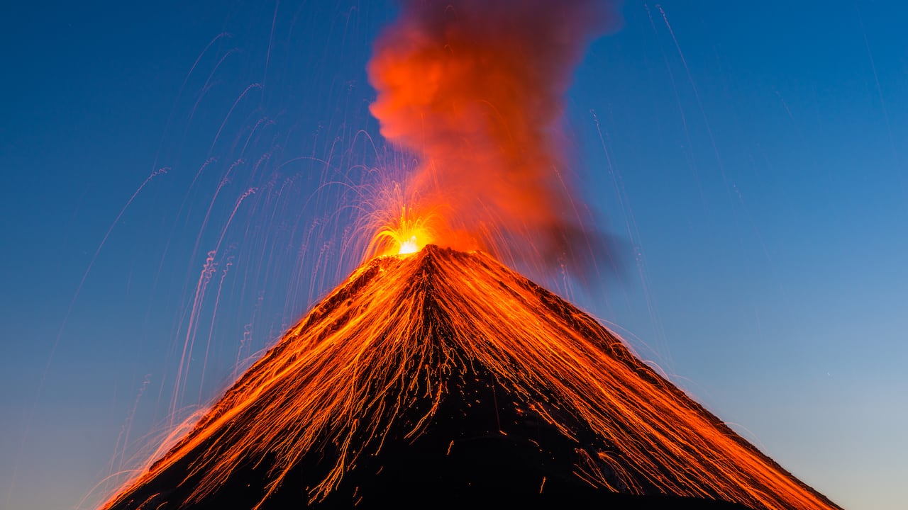 Erupción del volcán del fuego en Guatemala.
