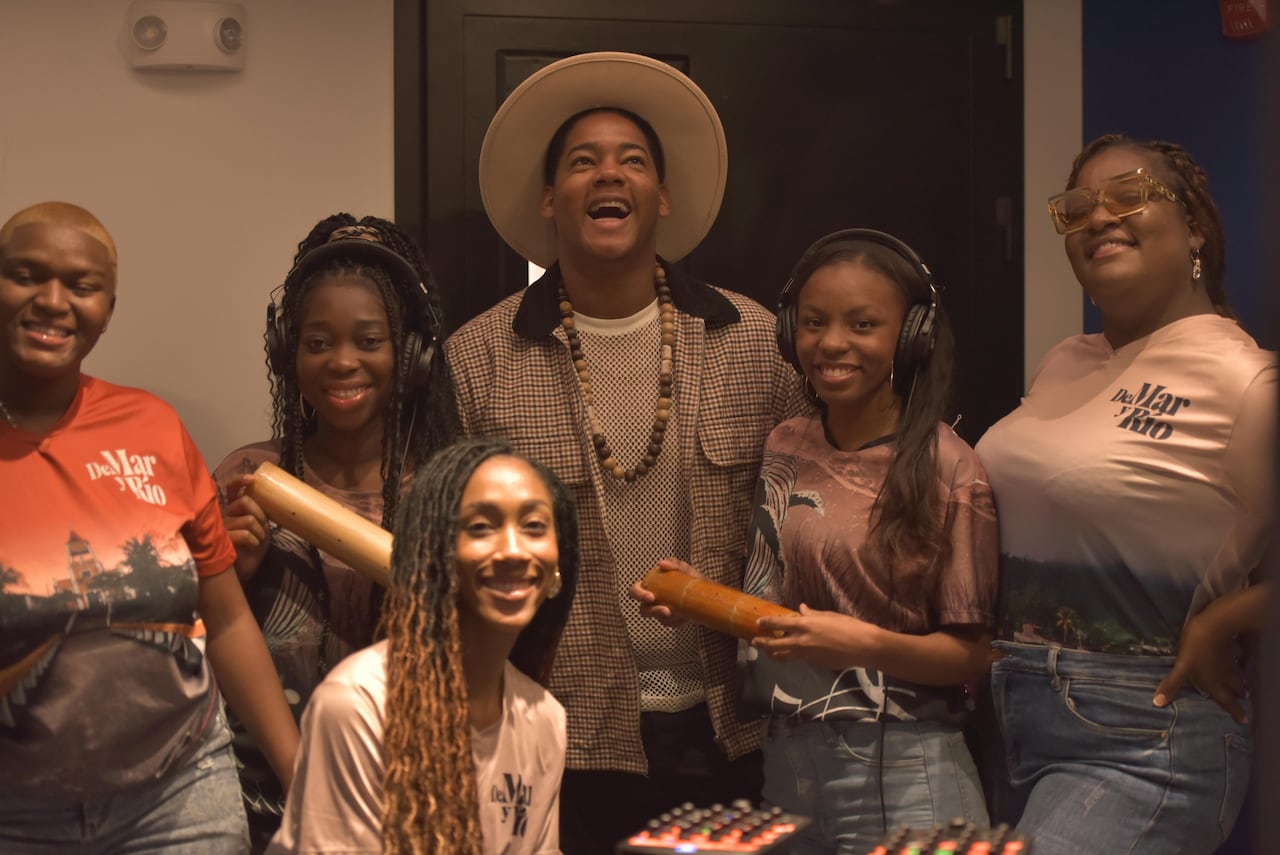 De Mar y Río sigue triunfando por los escenarios de Colombia y el mundo.