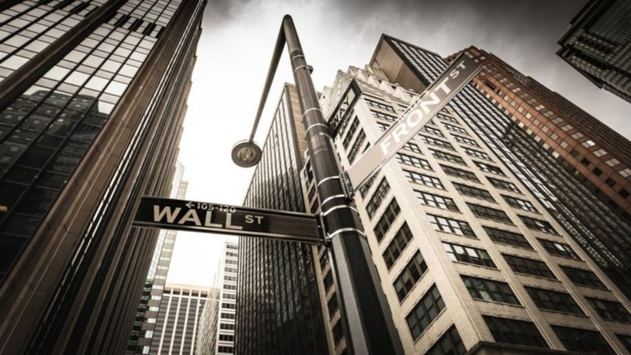 La "teoría del más tonto" - BBC Mundo