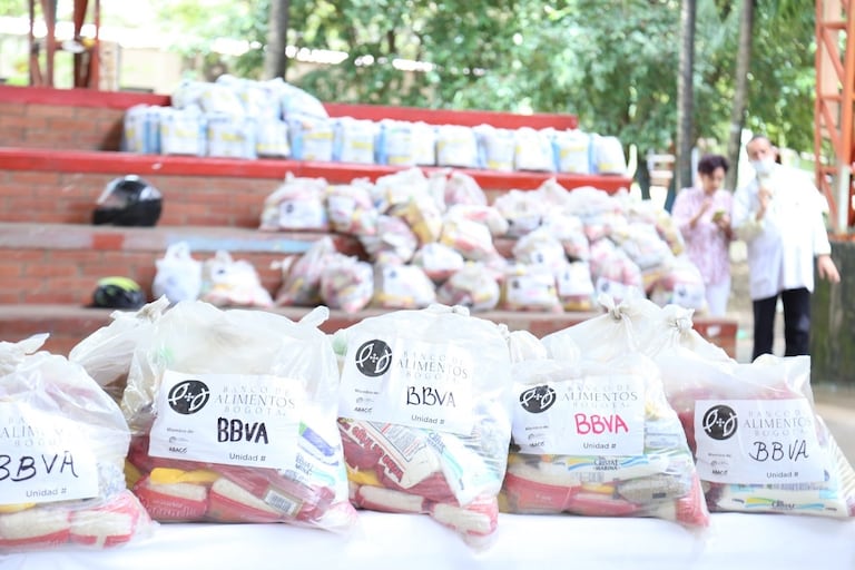 Algunas empresas se están solidarizando con la tragedia ocurrida en Colombia y están enviando ayudas.