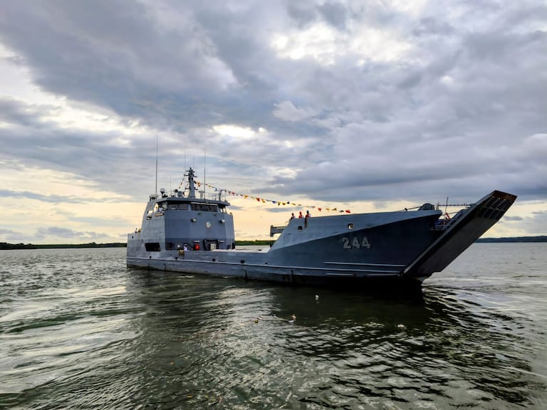 El ARC Bahía Colombia partió desde Buenaventura para adelantar una jornada médico humanitaria.