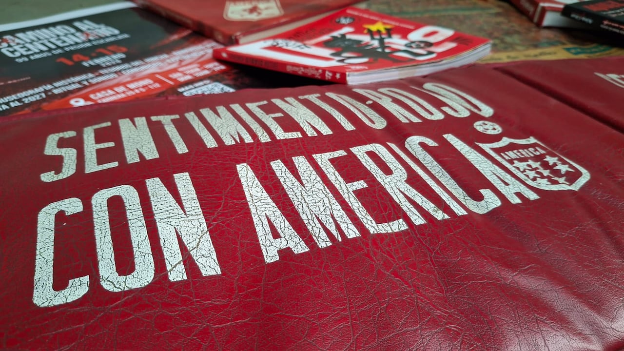 Camisetas históricas y objetos originales harán parte de la exposición tipo museo organizada por la afición escarlata.