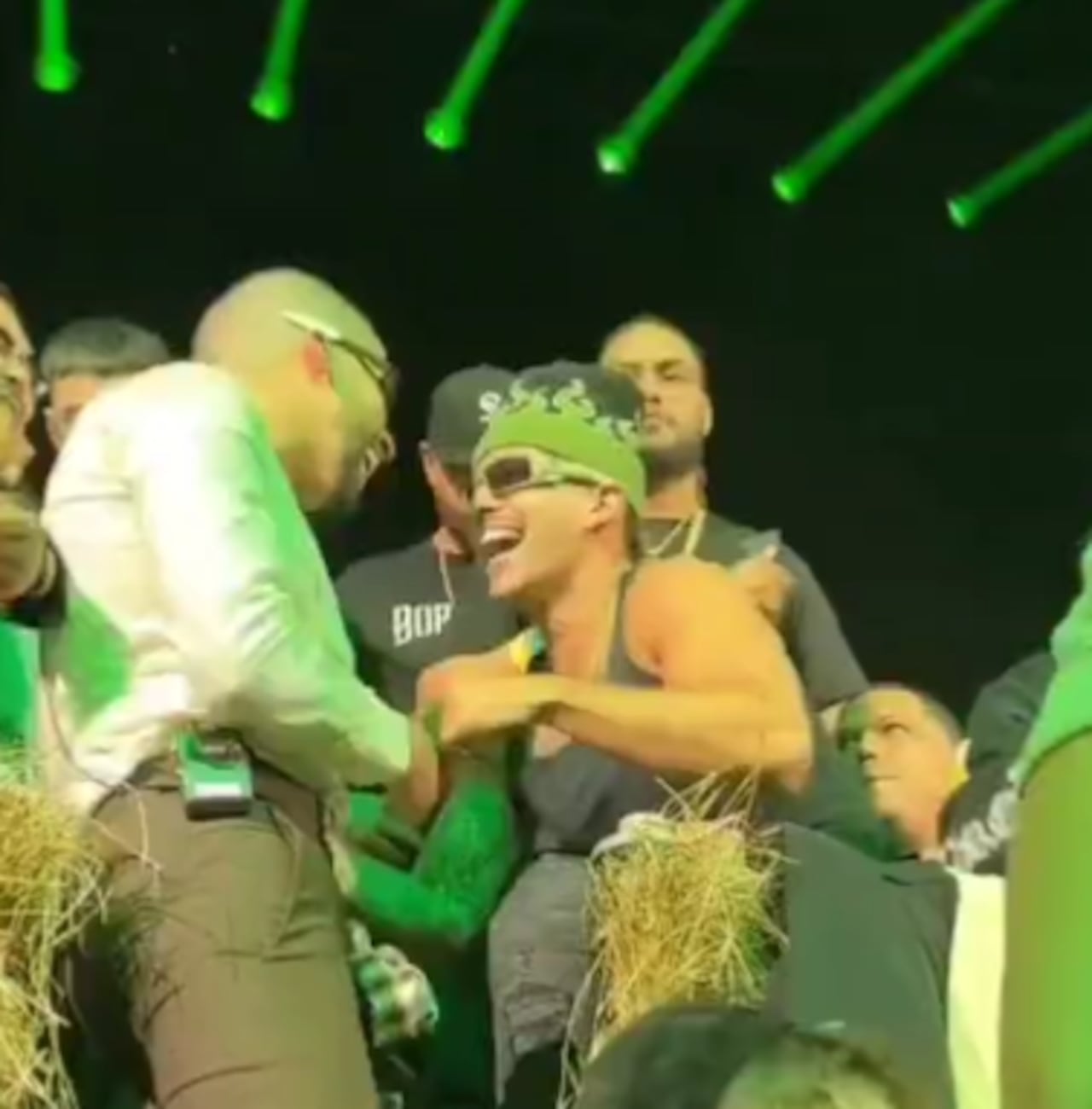 Feid y Bad Bunny celebraron el lanzamiento del nuevo álbum del cantante boricua en Puerto Rico.