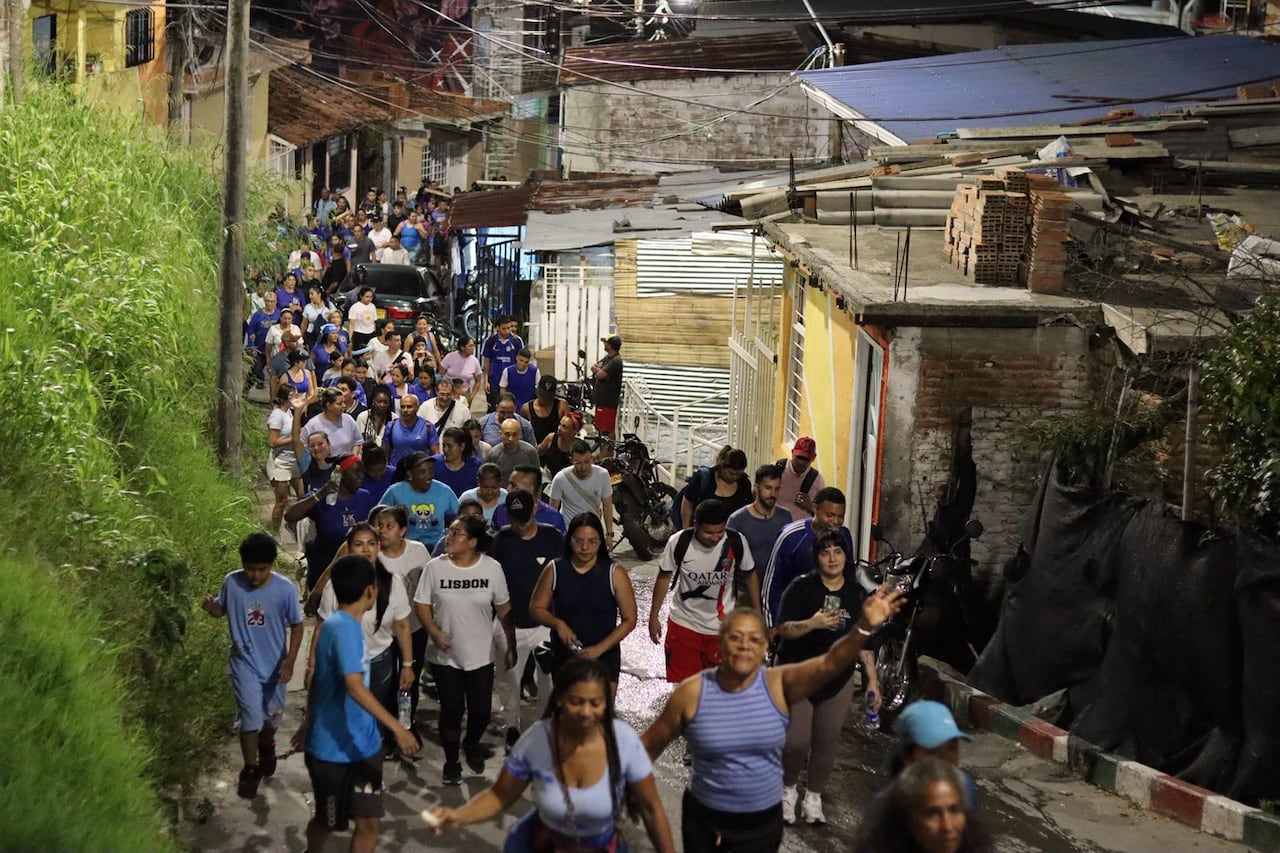 Turismo en Siloé, grafitis, murales, ladera, comuna 20