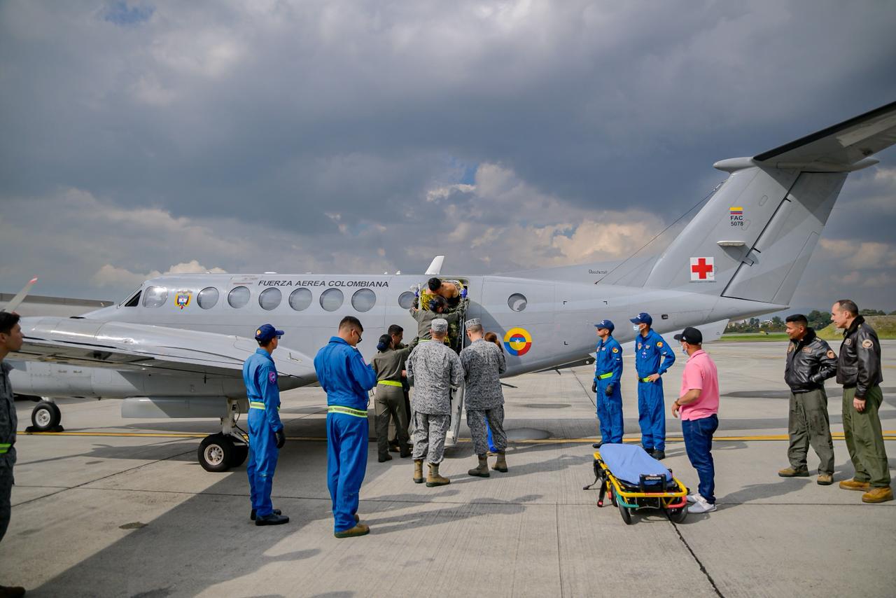 Llegaron a Bogotá los militares heridos en el accidente aéreo en Puerto Leguízamo, Putumayo.
