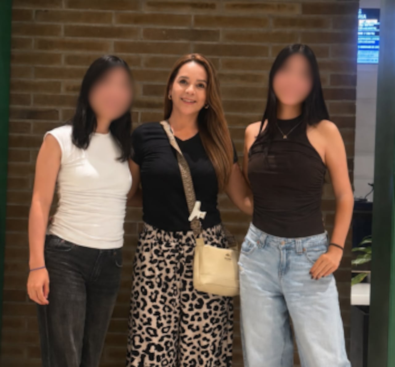 Marisol Arango tenía 50 años y dos hijas gemelas de 15 años.