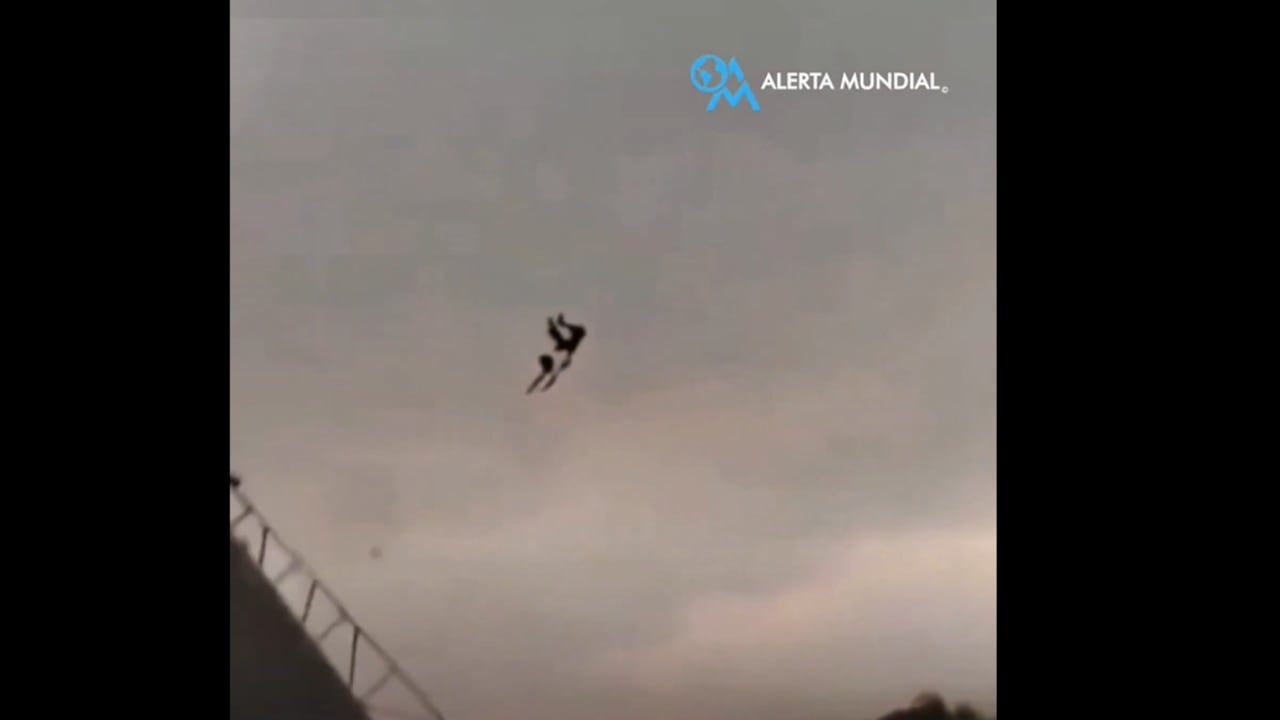 Fuertes vientos sacuden la India.