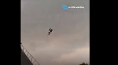 Fuertes vientos sacuden la India.